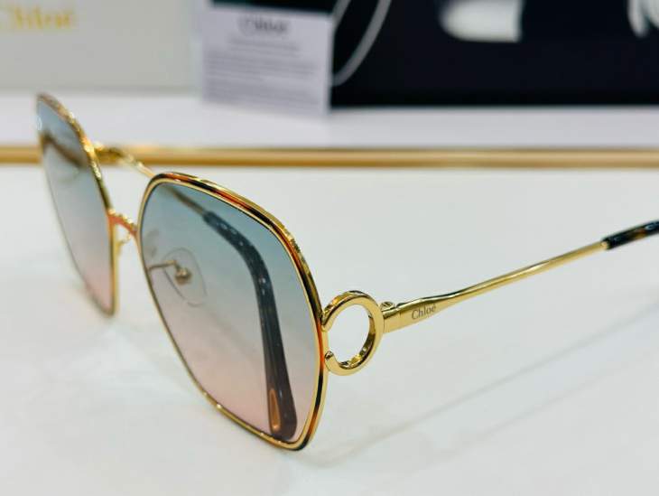 Picture of Chloe Sunglasses _SKUfw58062623fw